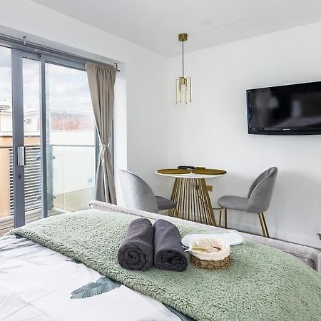 לונדון Bow Wharf Apartments מראה חיצוני תמונה